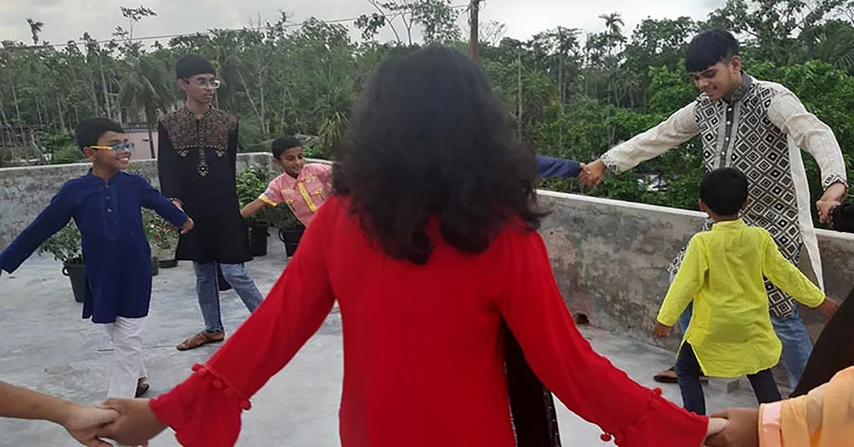 শিশুরা বেড়ে উঠুক সুরক্ষিত পরিবারে, প্রতিষ্ঠানে নয় - প্রথম আলো